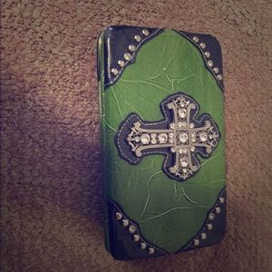 A wallet and a phone holder